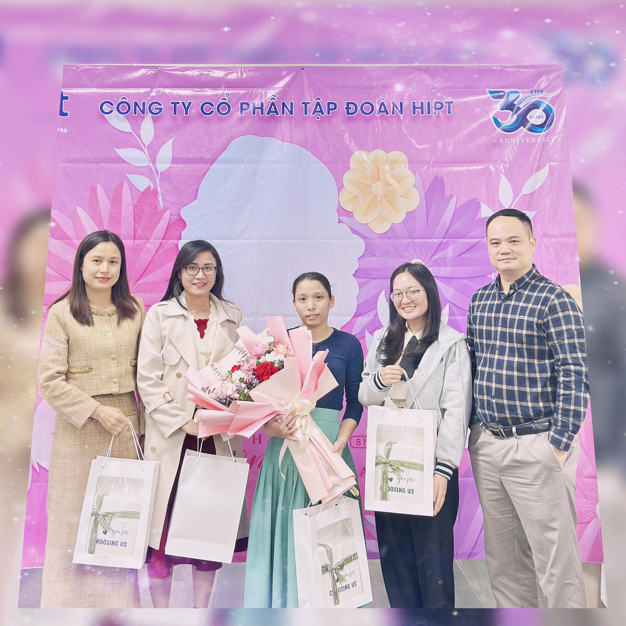 Mùng 8 tháng 3 của chị em HIPT